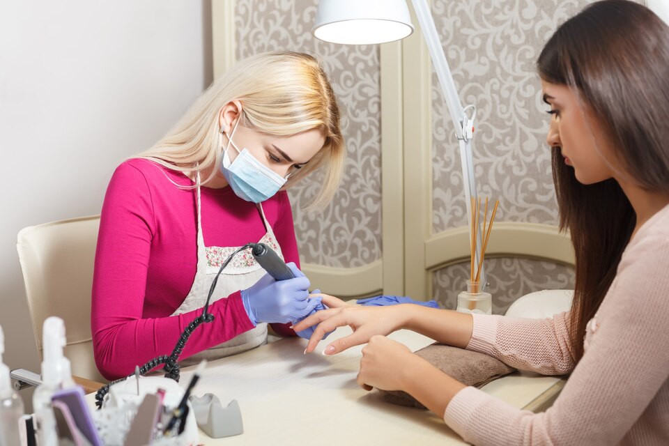 Şemikler Manikürcü